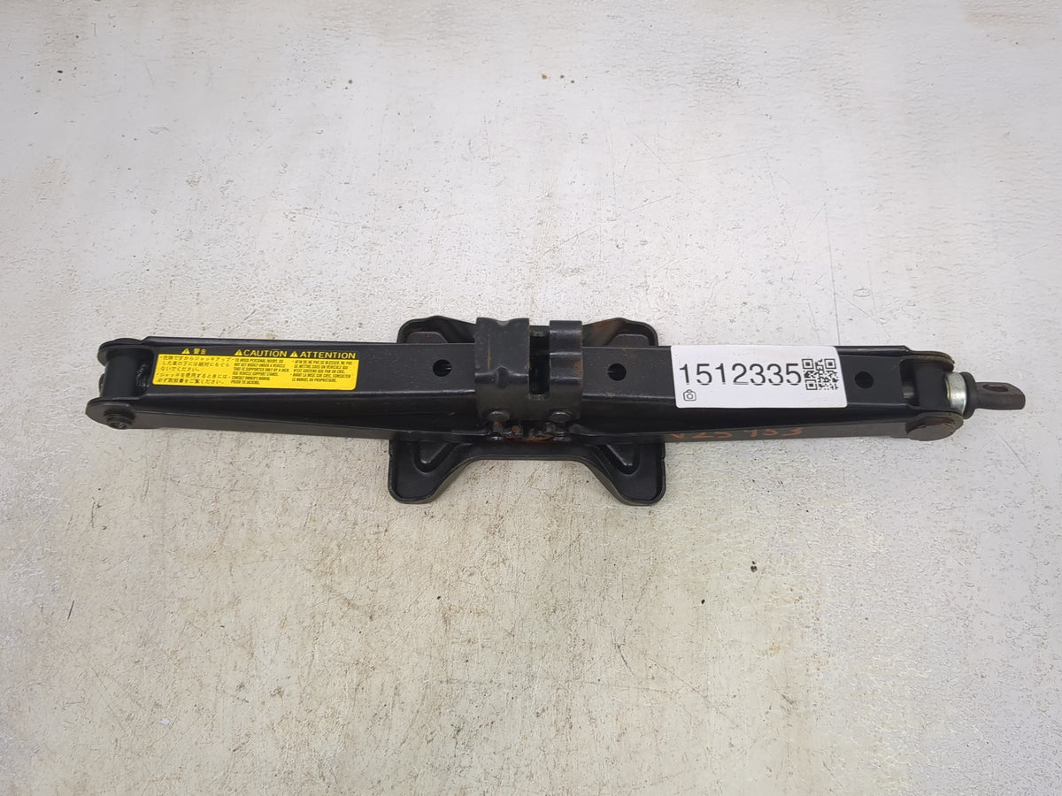 2007 Toyota Highlander Spare Scissor Car Jack - Oemusedautoparts1.com