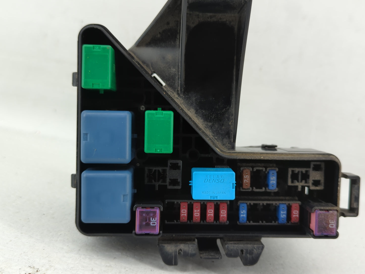 2006-2007 Toyota Highlander Fusebox Fuse Box Panel Relay Module Fits Fits 2006 2007 OEM Used Auto Parts - Oemusedautoparts1.
