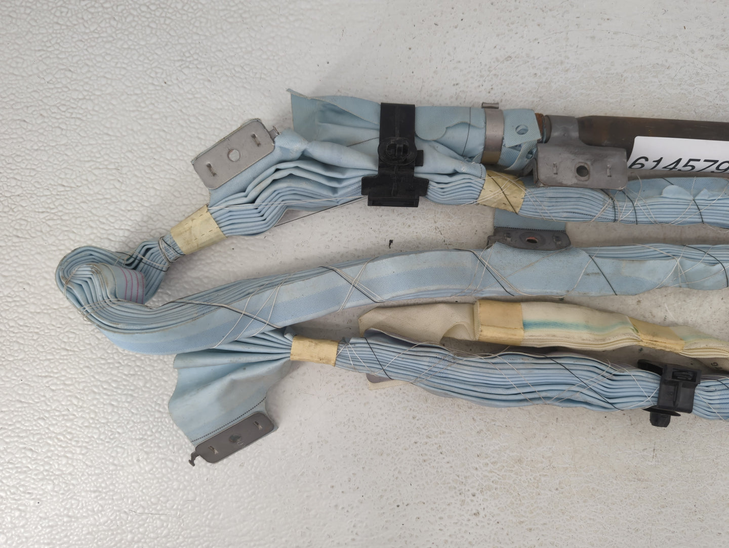 2004-2007 Toyota Highlander Air Bag Driver Left Steering Wheel Mounted P/N:69090 304818106Q69 Fits Fits 2004 2005 2006 2007 