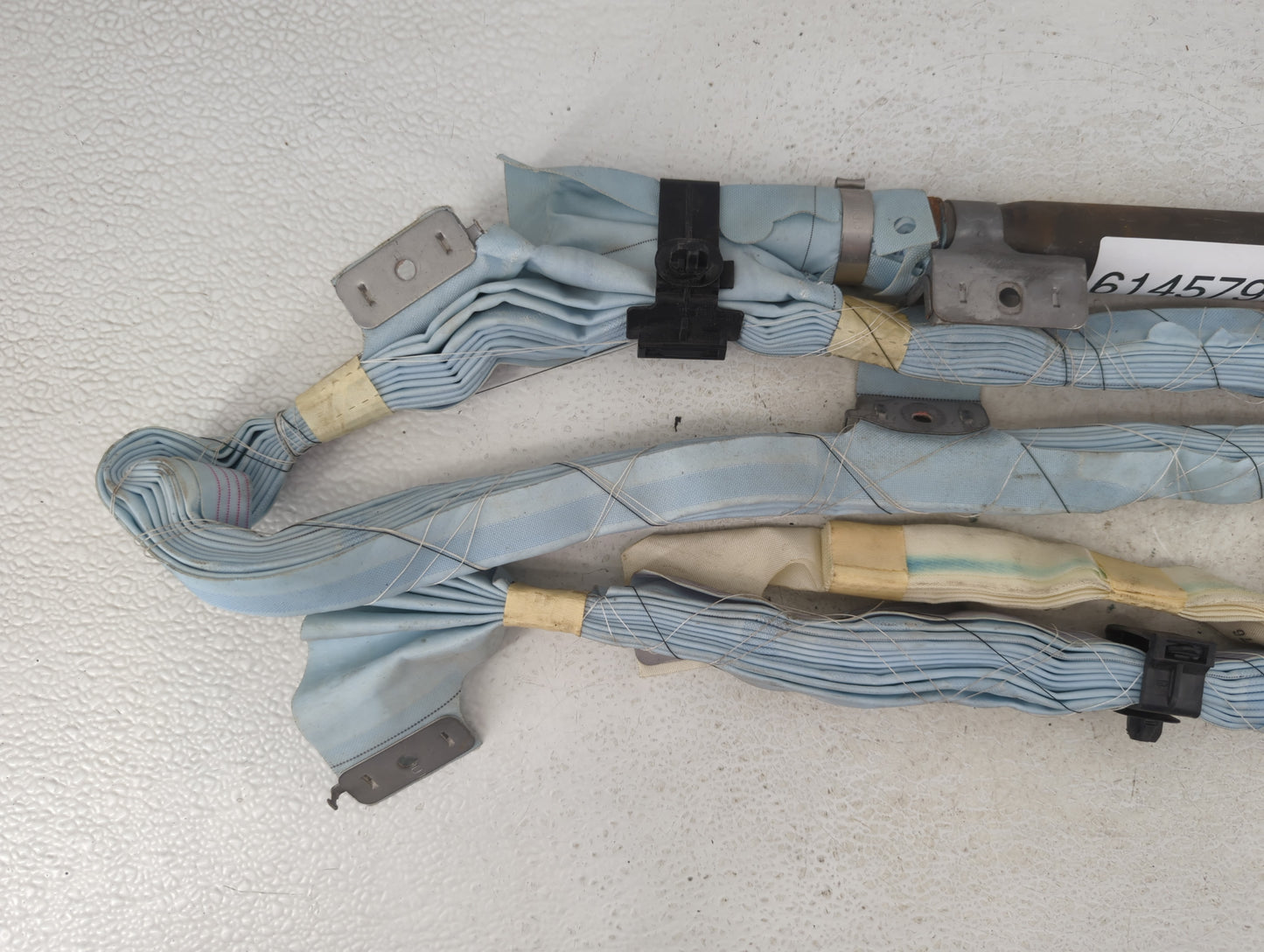 2004-2007 Toyota Highlander Air Bag Driver Left Steering Wheel Mounted P/N:69090 304818106Q69 Fits Fits 2004 2005 2006 2007 