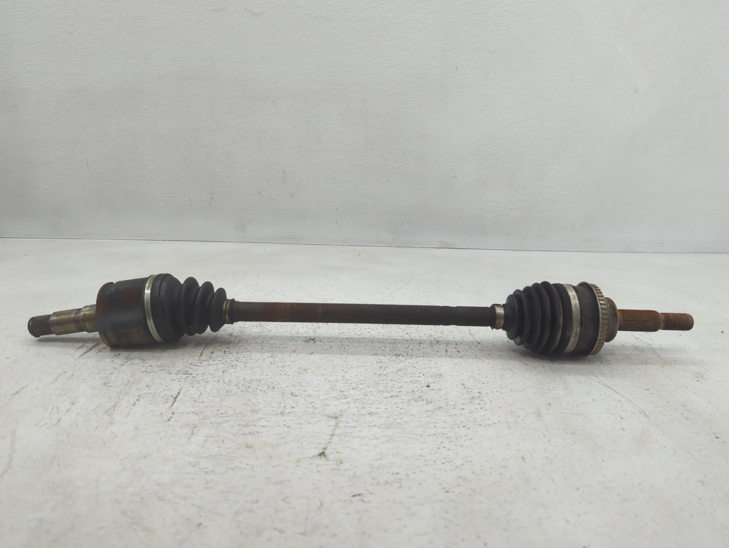 2004-2007 Toyota Highlander Axle Shaft Front Driver Cv C/v - Oemusedautoparts1.com