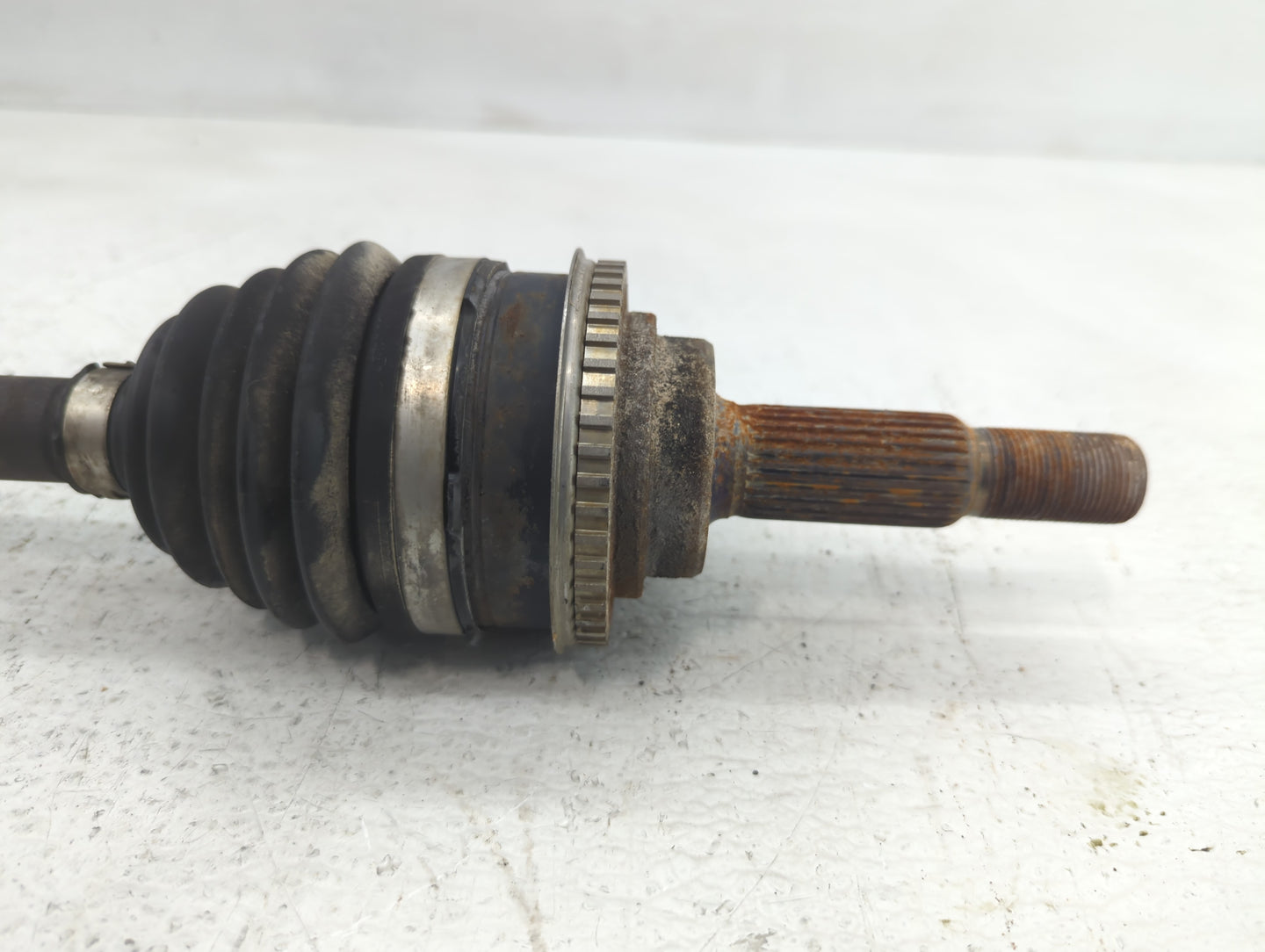 2004-2007 Toyota Highlander Axle Shaft Front Driver Cv C/v - Oemusedautoparts1.com