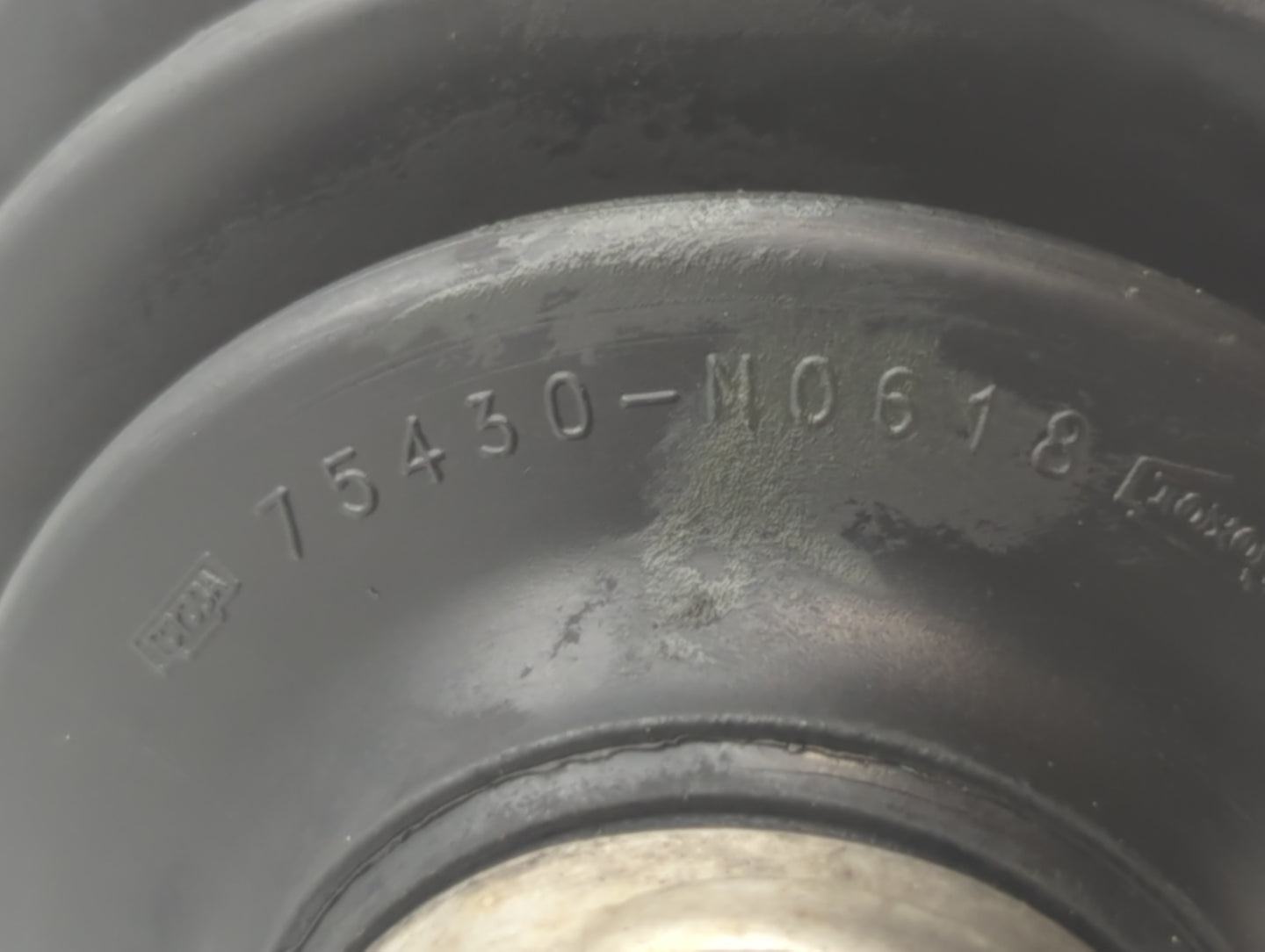 2004-2007 Toyota Highlander Axle Shaft Front Driver Cv C/v - Oemusedautoparts1.com