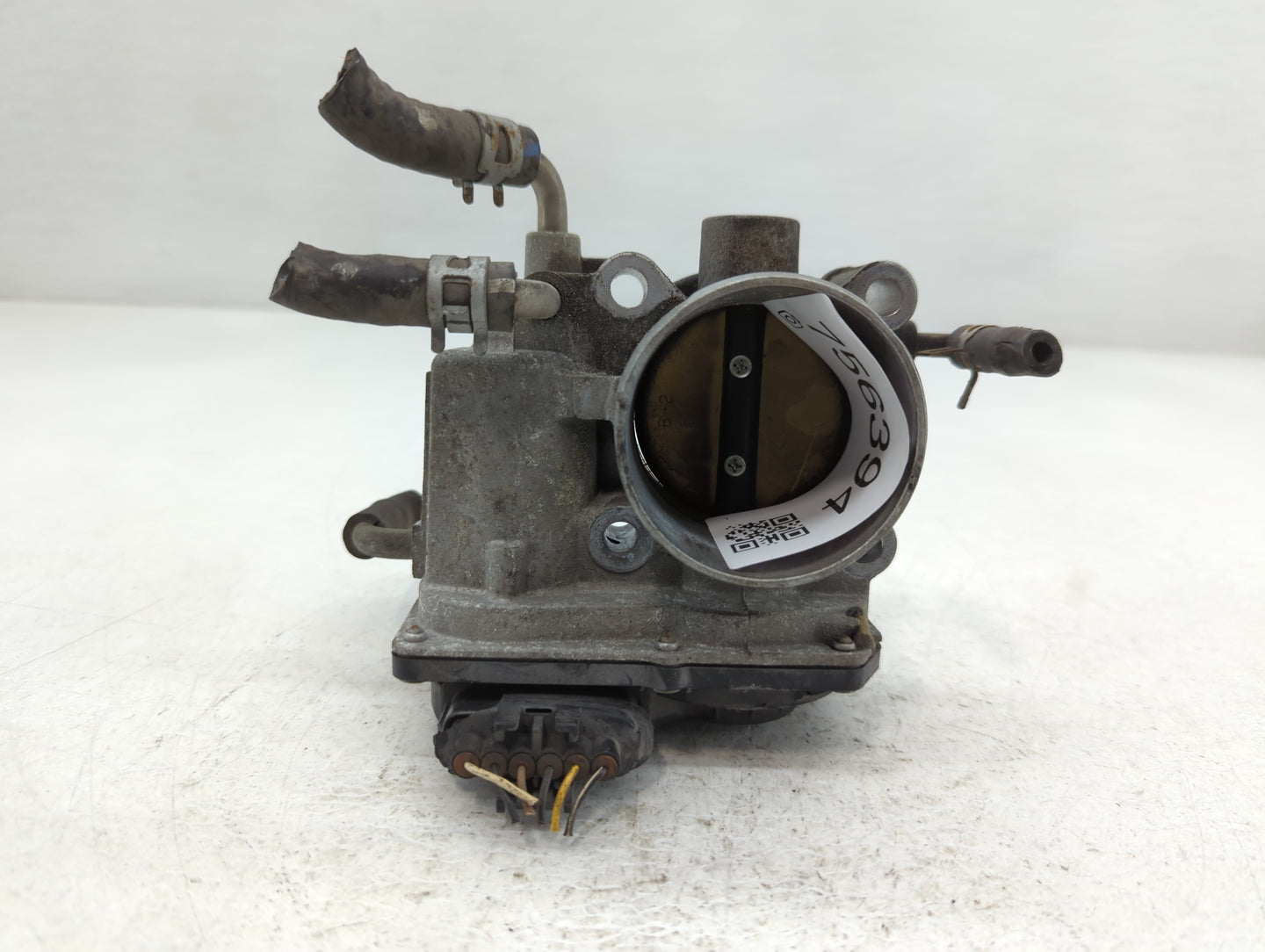 2004-2007 Toyota Highlander Throttle Body P/N:22030-28060 Fits Fits 2004 2005 2006 2007 OEM Used Auto Parts - Oemusedautopar