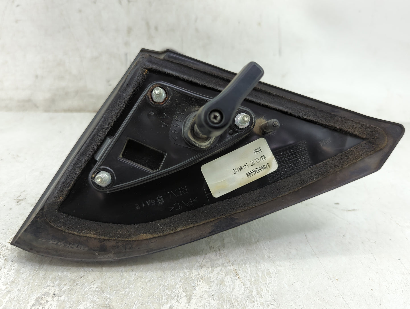 2003-2008 Toyota Matrix Driver Side View Mirror - Left Door Mirror OEM Used - Oemusedautoparts1.com