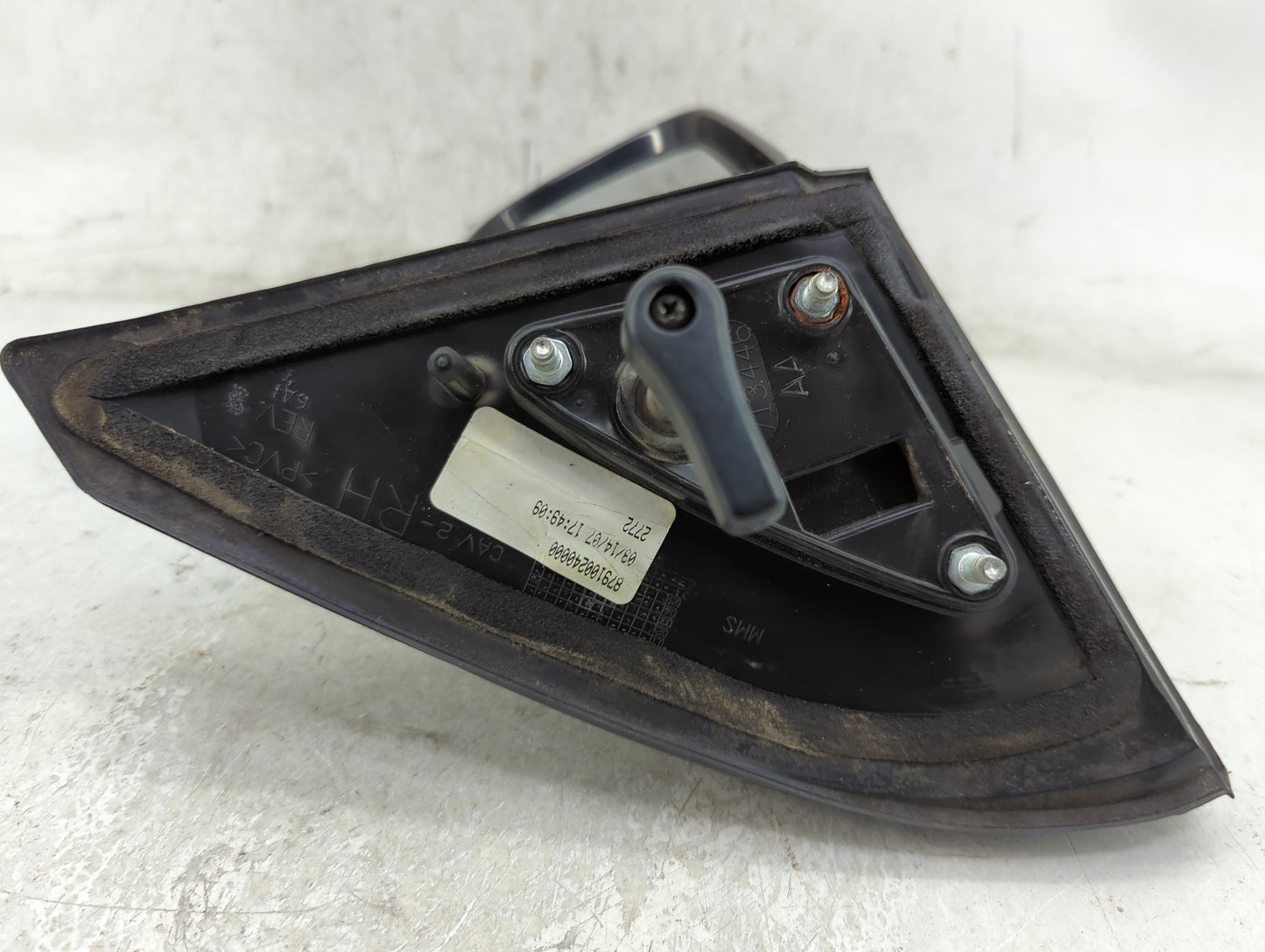 2003-2008 Toyota Matrix Passenger Side View Mirror - Right Door Mirror OEM Used - Oemusedautoparts1.com