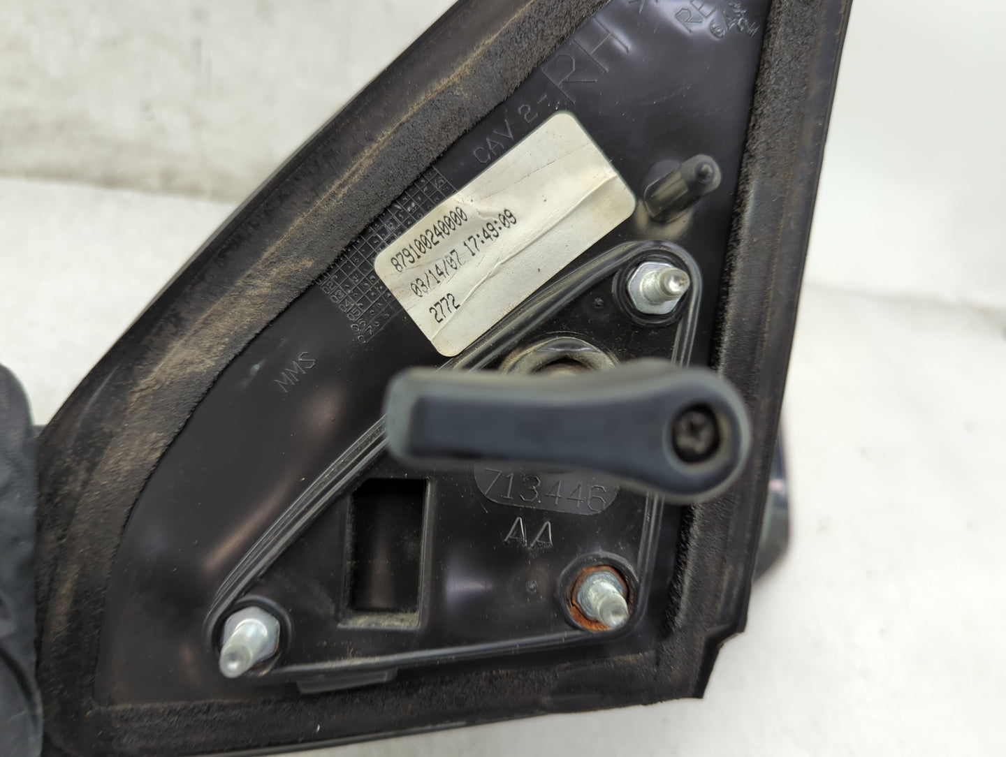 2003-2008 Toyota Matrix Passenger Side View Mirror - Right Door Mirror OEM Used - Oemusedautoparts1.com