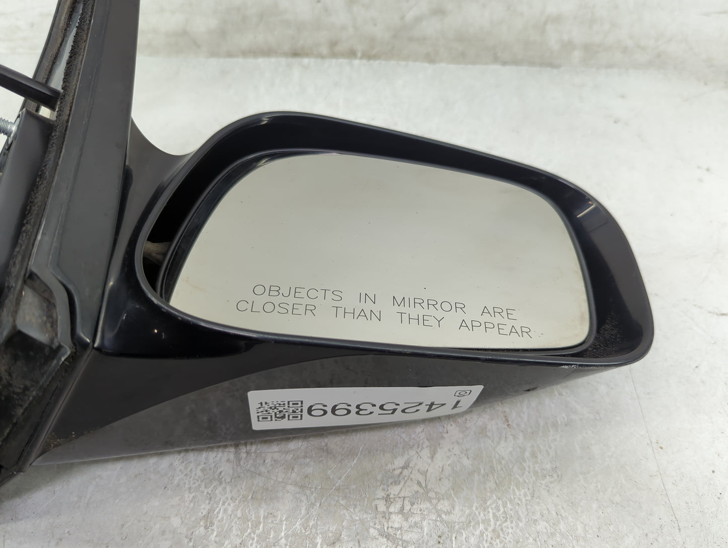 2003-2008 Toyota Matrix Passenger Side View Mirror - Right Door Mirror OEM Used - Oemusedautoparts1.com