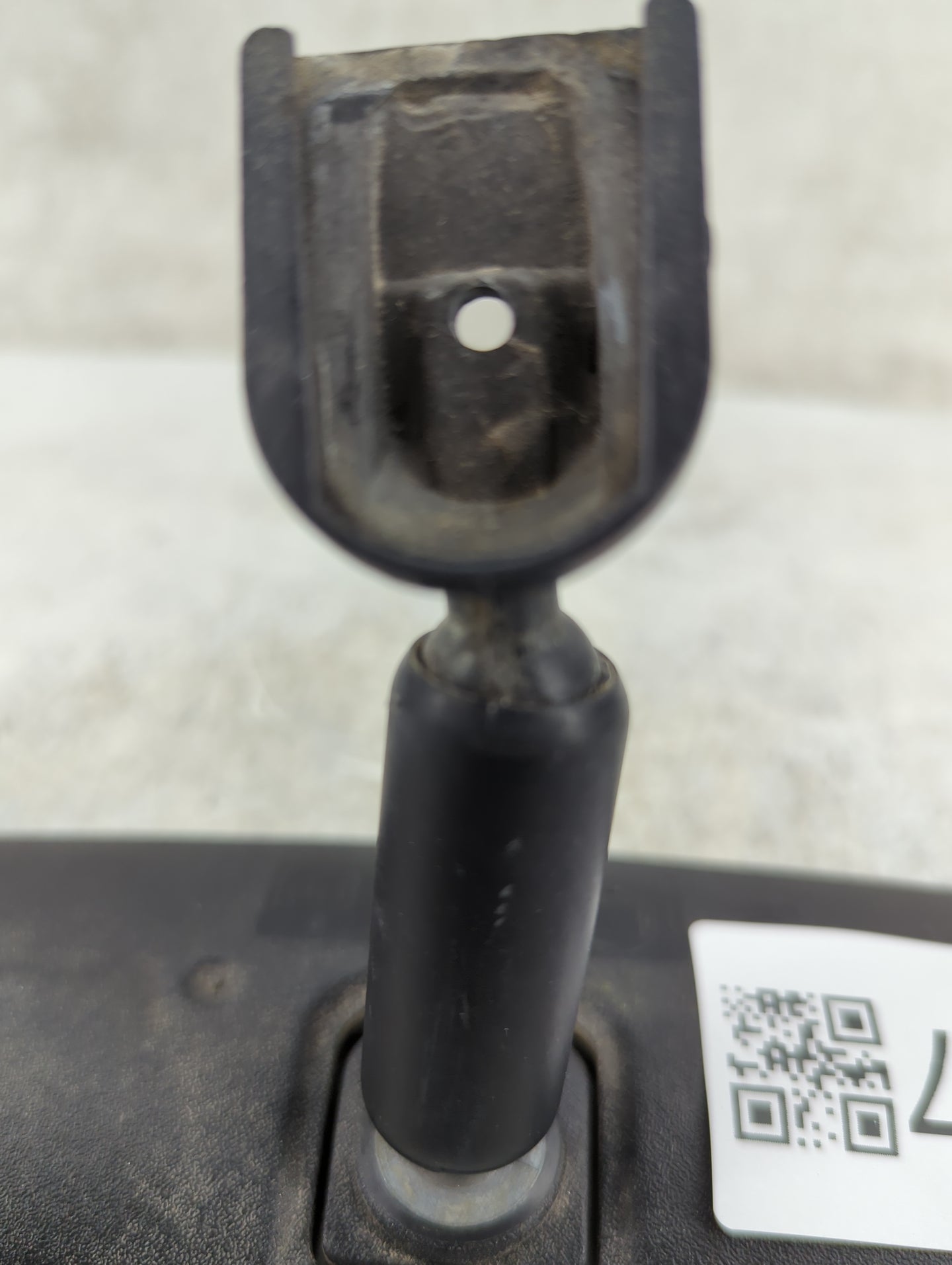 2003-2008 Toyota Matrix Interior Rear View Mirror Replacement OEM P/N:E8011681 Fits OEM Used Auto Parts - Oemusedautoparts1.