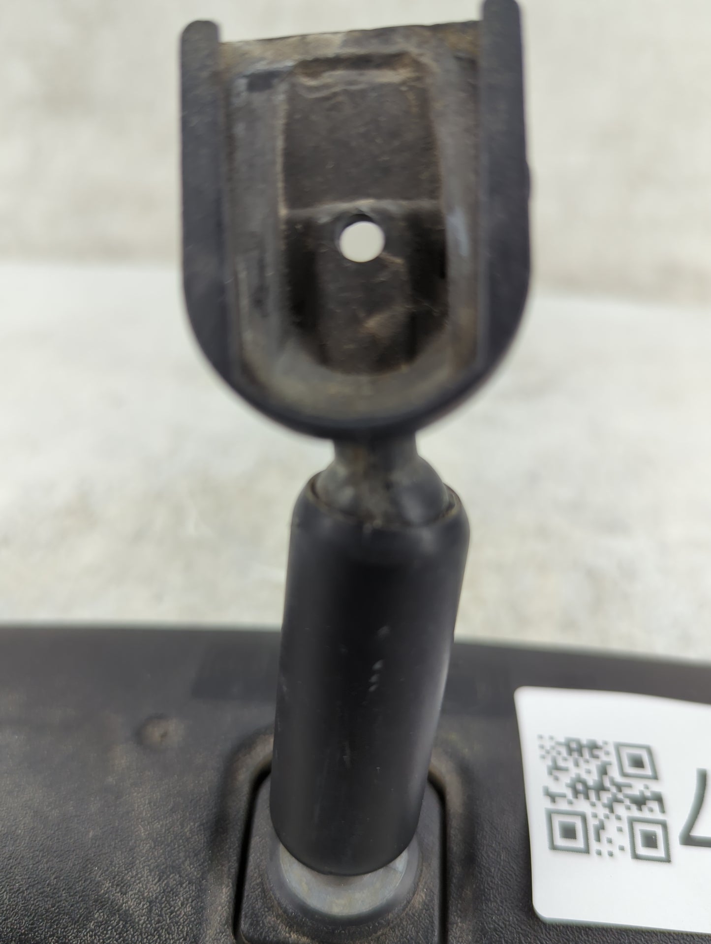 2003-2008 Toyota Matrix Interior Rear View Mirror Replacement OEM P/N:E8011681 Fits OEM Used Auto Parts - Oemusedautoparts1.