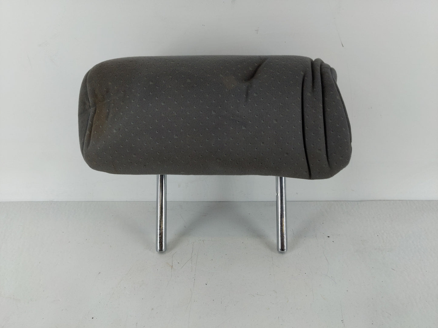 2006-2009 Toyota Prius Headrest Head Rest Rear Seat Fits Fits 2006 2007 2008 2009 OEM Used Auto Parts - Oemusedautoparts1.co