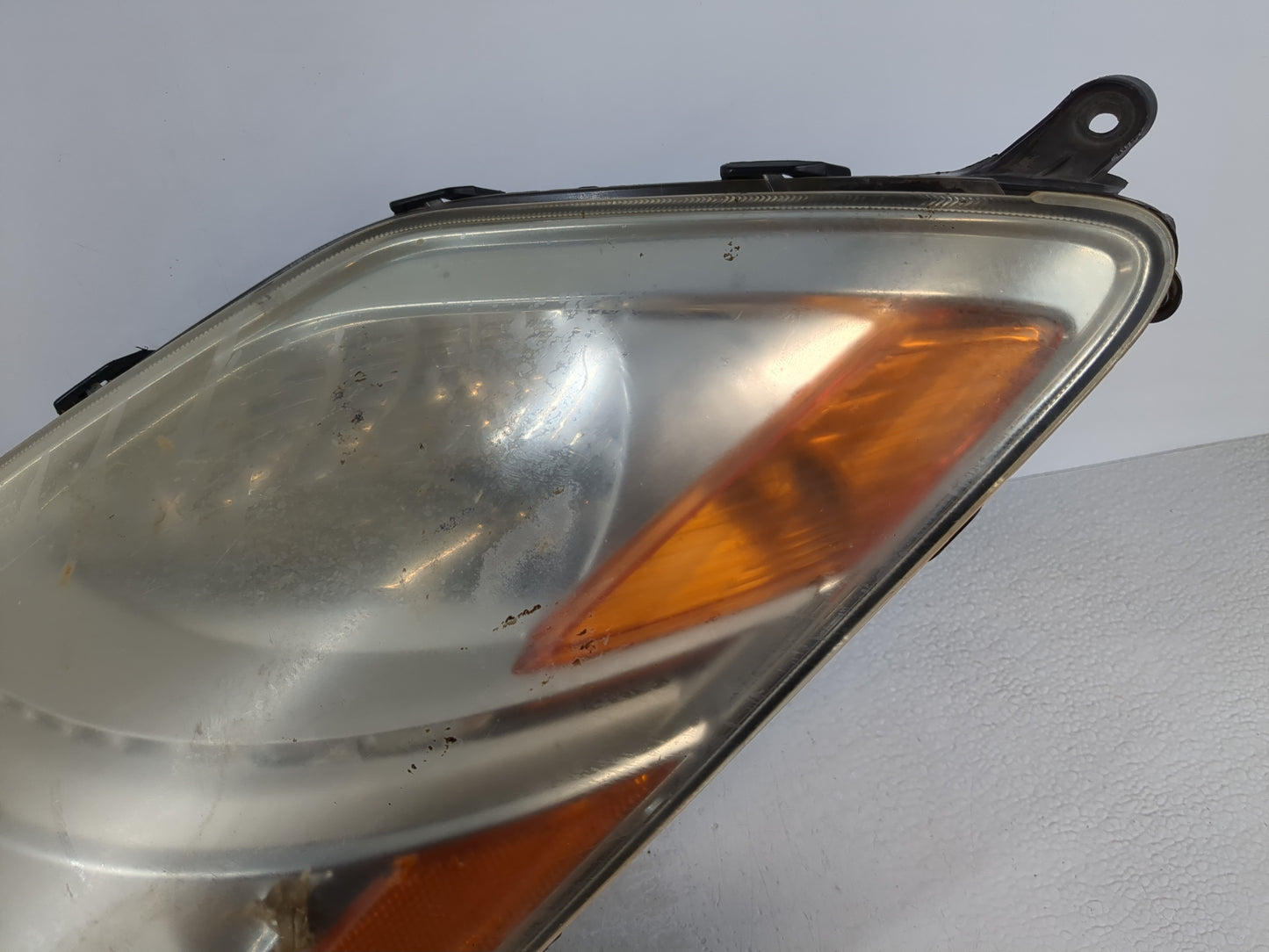 2005-2009 Toyota Prius Passenger Right Oem Head Light Headlight Lamp - Oemusedautoparts1.com