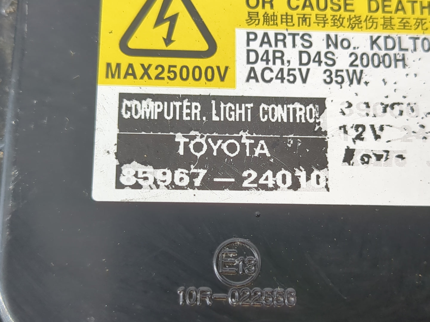 2005-2009 Toyota Prius Passenger Right Oem Head Light Headlight Lamp - Oemusedautoparts1.com