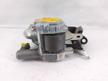 2004-2009 Toyota Prius Drvier Front Seatbelt Retractor 1063429 - Oemusedautoparts1.com
