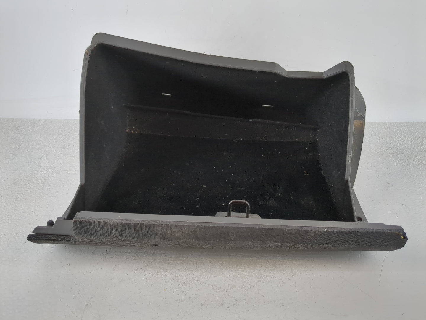 2007 Toyota Prius Passenger Glove Box Door Storage Compartment 1063435 - Oemusedautoparts1.com