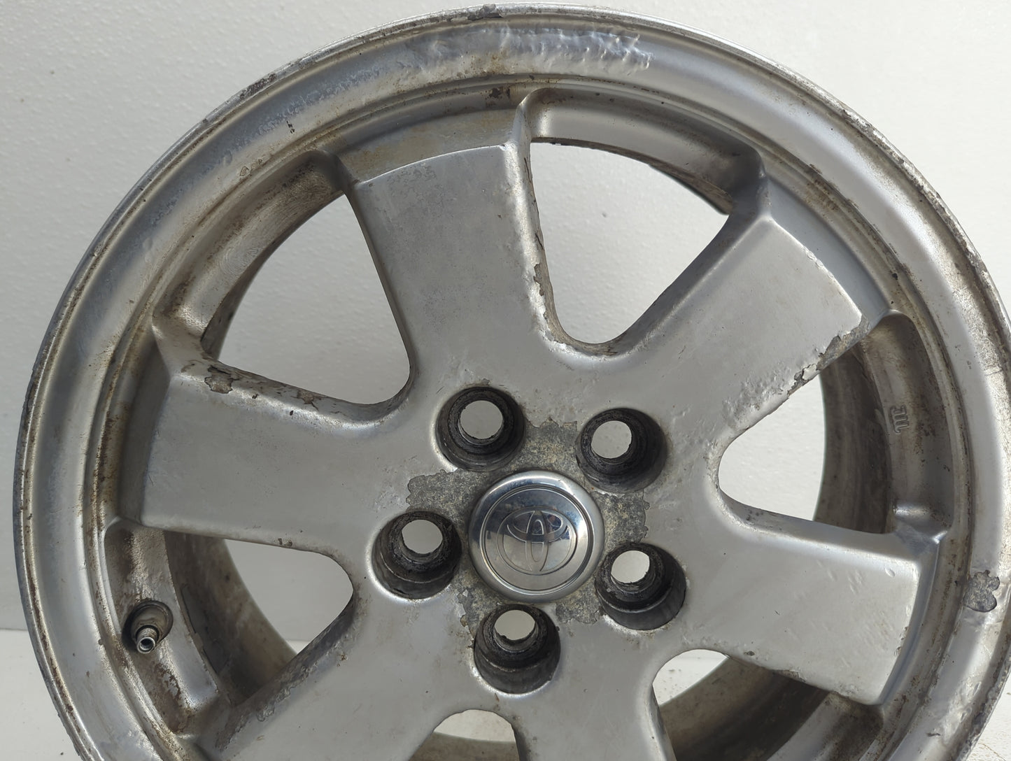 2004-2009 Toyota Prius Oem Wheel Rim 1092324 - Oemusedautoparts1.com
