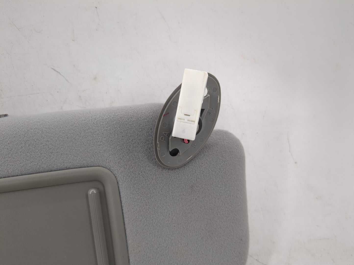 2006-2009 Toyota Prius Sun Visor Shade Replacement Passenger Right Mirror Fits Fits 2006 2007 2008 2009 OEM Used Auto Parts 