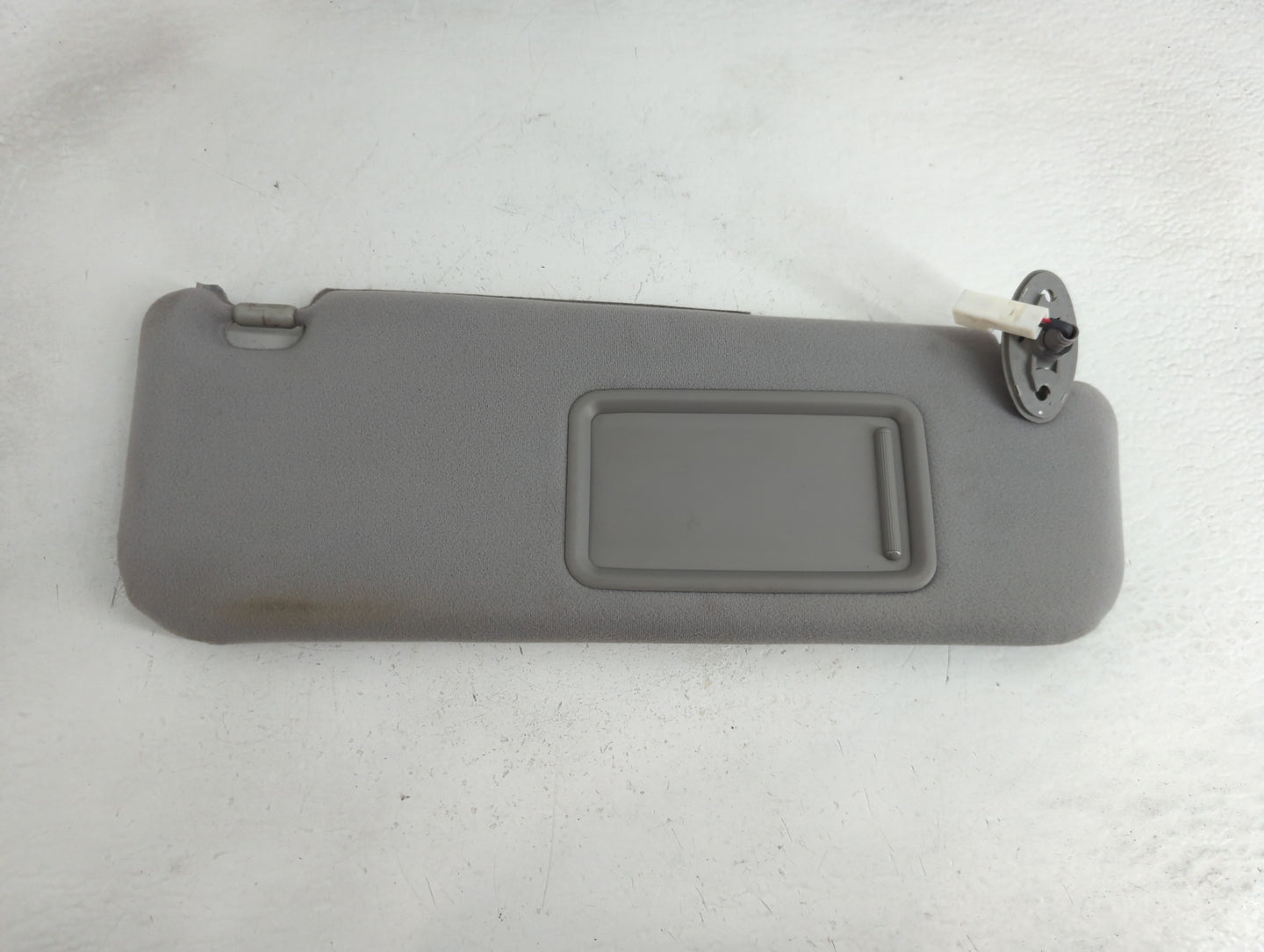 2006-2009 Toyota Prius Sun Visor Shade Replacement Passenger Right Mirror Fits Fits 2006 2007 2008 2009 OEM Used Auto Parts 