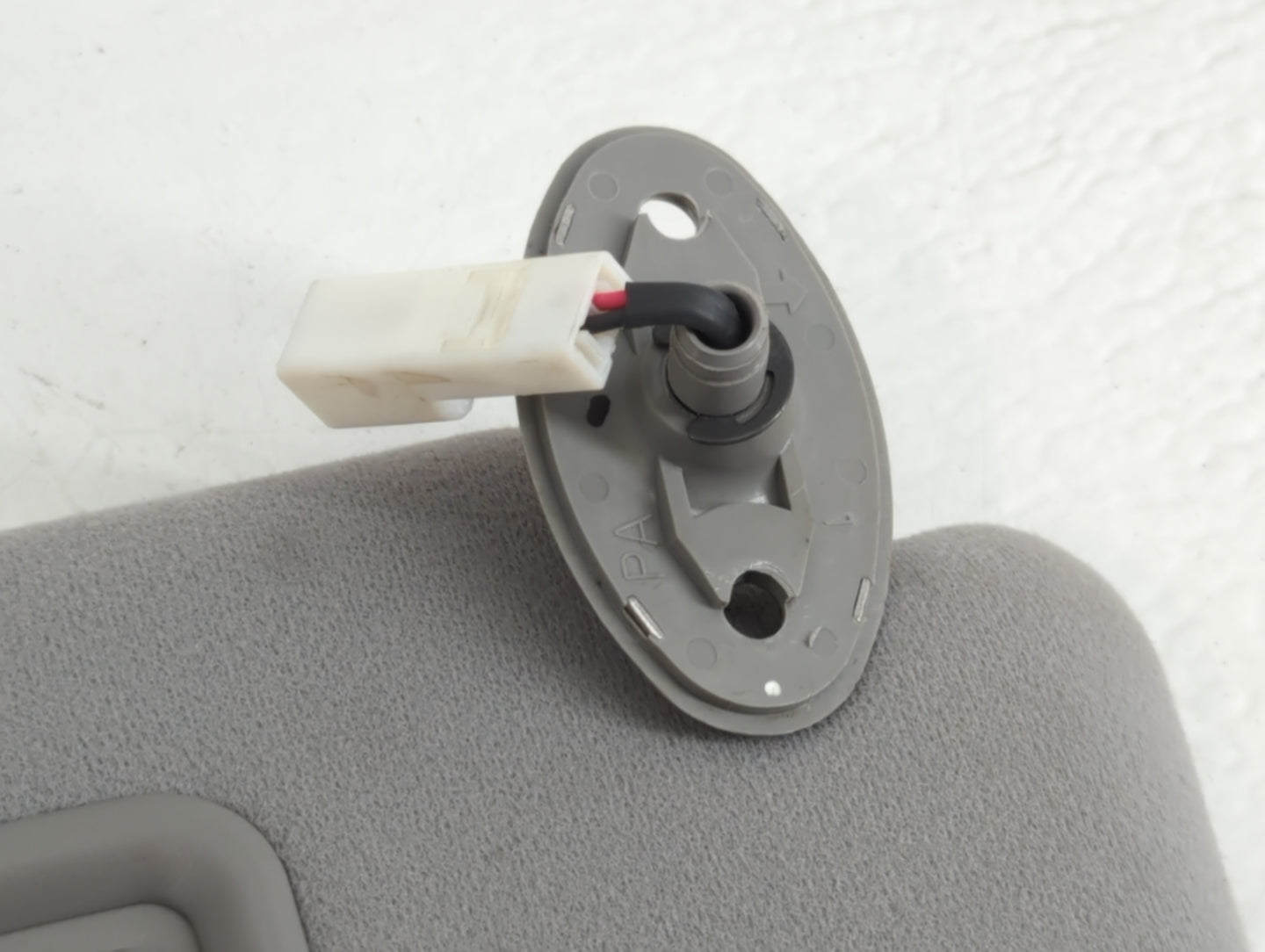 2006-2009 Toyota Prius Sun Visor Shade Replacement Passenger Right Mirror Fits Fits 2006 2007 2008 2009 OEM Used Auto Parts 