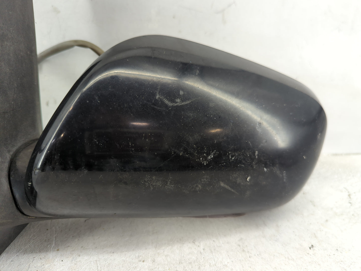 2004-2009 Toyota Prius Driver Side View Mirror - Left Door Mirror OEM Used - Oemusedautoparts1.com