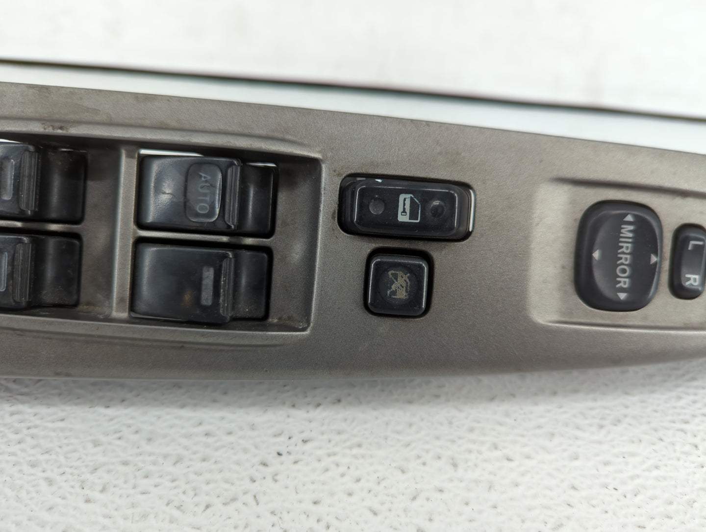 2004-2009 Toyota Prius Master Power Window Switch Replacement Driver Side Left P/N:84820-47021 84820-47050 Fits OEM Used Aut