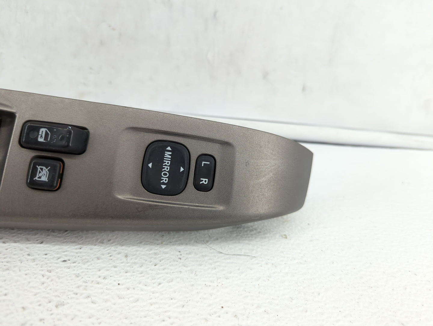 2004-2009 Toyota Prius Master Power Window Switch Replacement Driver Side Left P/N:74231-47090 84820-47021 Fits OEM Used Aut