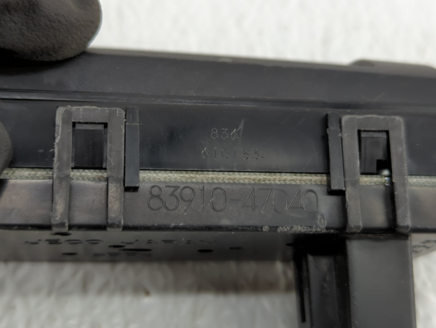 2007 Toyota Prius Digitial Dash Clock P/N:83910-47040 Fits OEM Used Auto Parts - Oemusedautoparts1.com