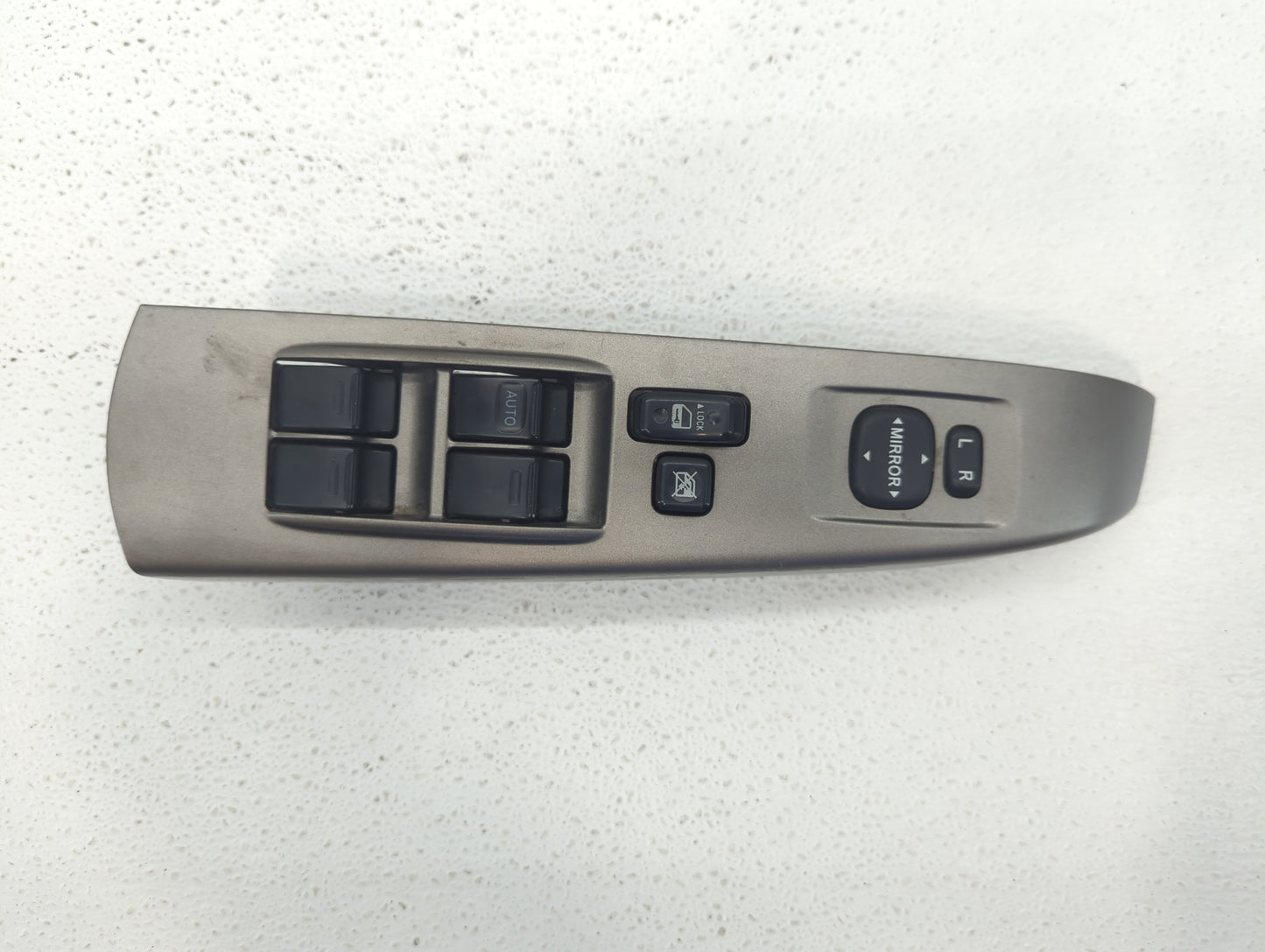 2004-2009 Toyota Prius Master Power Window Switch Replacement Driver Side Left P/N:74231-47090 84820-47021 Fits OEM Used Aut