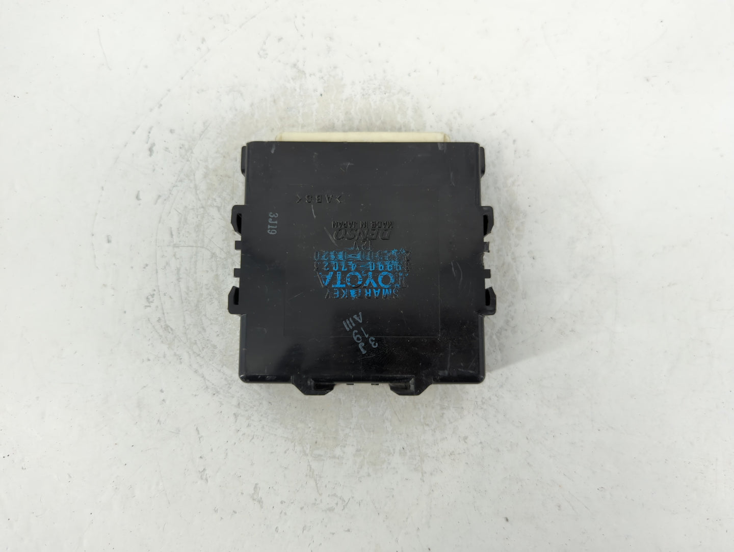 2006-2009 Toyota Prius Body Control Module Bcm Inner Cabin Fuse Box - Oemusedautoparts1.com