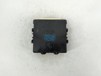 compare product 2006-2009 Toyota Prius Body Control Module Bcm 89990-47023