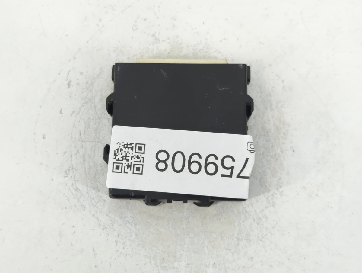 2006-2009 Toyota Prius Body Control Module Bcm 89990-47023 - Oemusedautoparts1.com