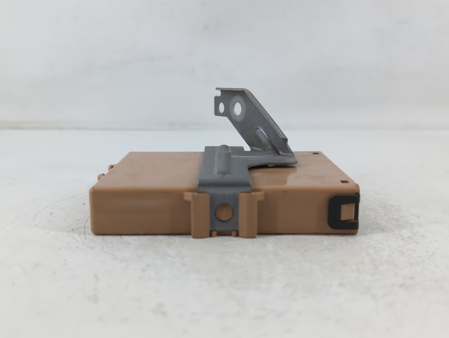 2006-2009 Toyota Prius Body Control Module Bcm 232400-5290|89111-47050 - Oemusedautoparts1.com