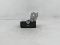2006-2009 Toyota Prius Body Control Module Bcm Inner Cabin Fuse Box - Oemusedautoparts1.com