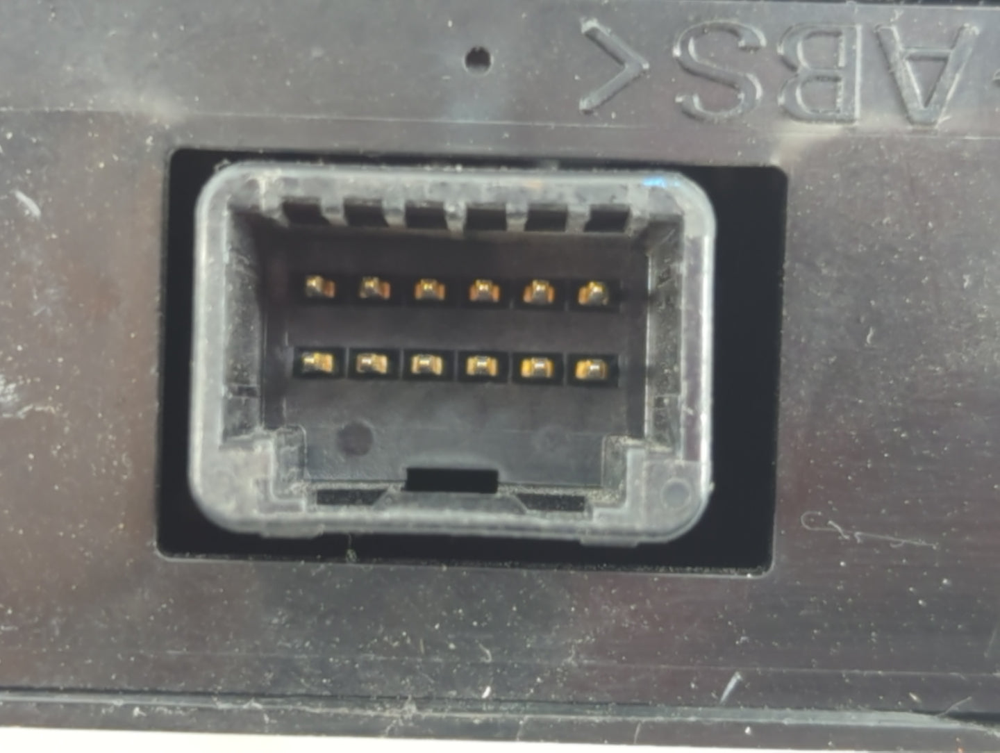 2006-2009 Toyota Prius Body Control Module Bcm Inner Cabin Fuse Box - Oemusedautoparts1.com