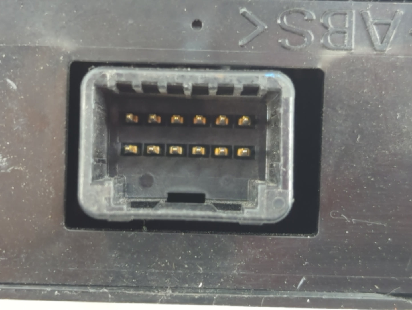 2006-2009 Toyota Prius Body Control Module Bcm Inner Cabin Fuse Box - Oemusedautoparts1.com