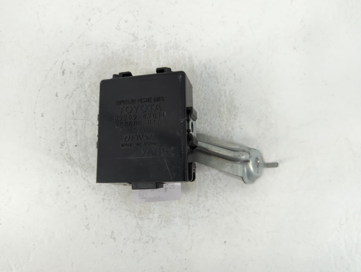 2006-2009 Toyota Prius Body Control Module Bcm Inner Cabin Fuse Box - Oemusedautoparts1.com