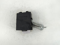 2006-2009 Toyota Prius Body Control Module Bcm Inner Cabin Fuse Box - Oemusedautoparts1.com