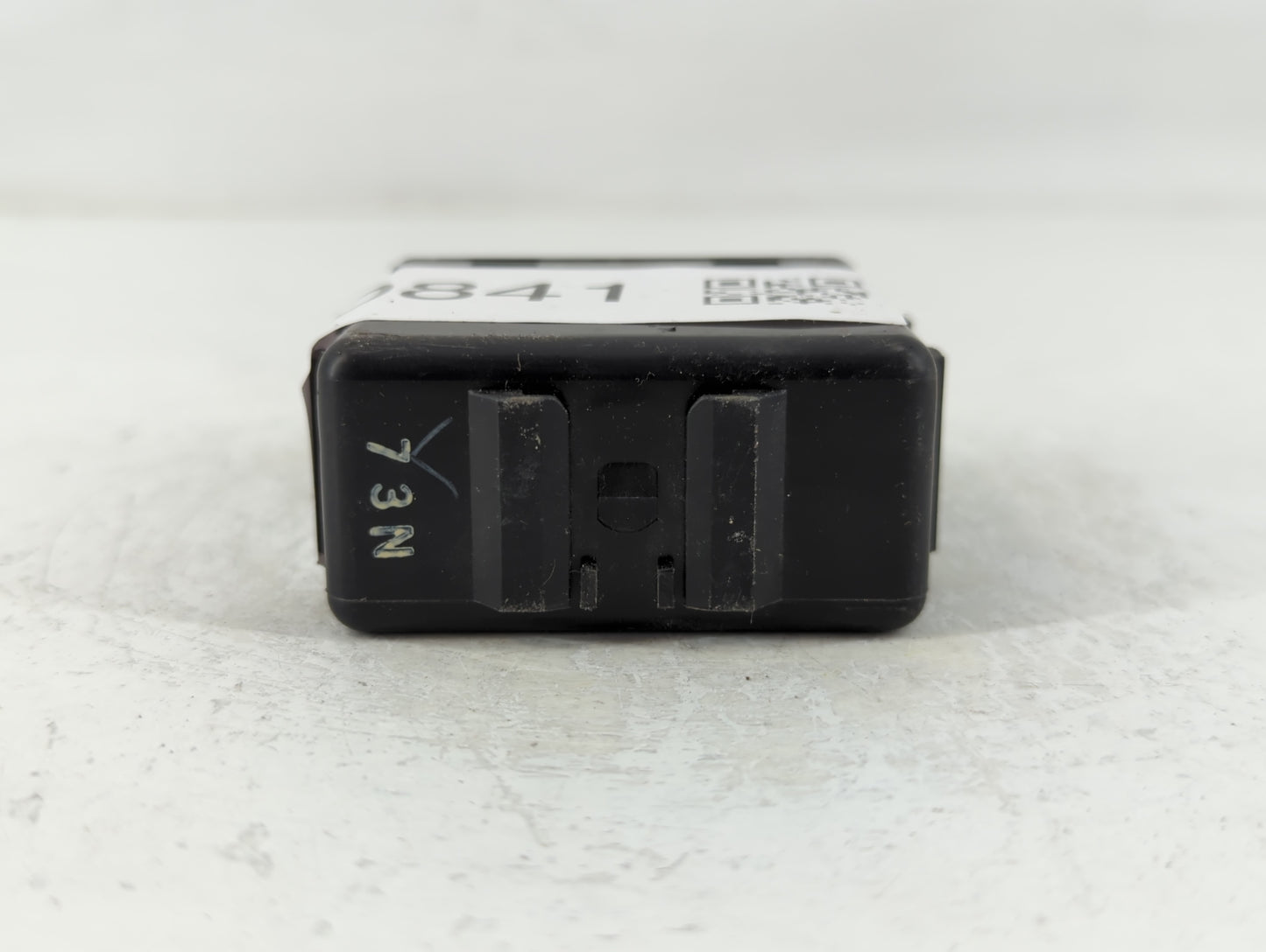 2006-2009 Toyota Prius Body Control Module Bcm Inner Cabin Fuse Box - Oemusedautoparts1.com
