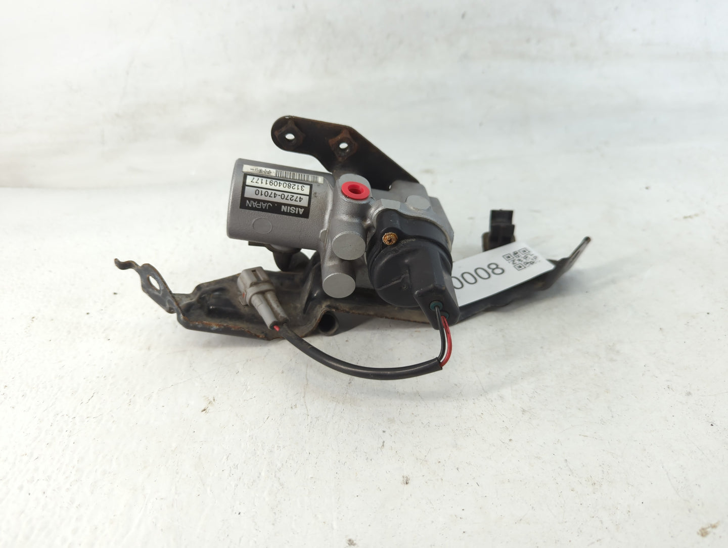 2004-2009 Toyota Prius Brake Master Cylinder - Oemusedautoparts1.com