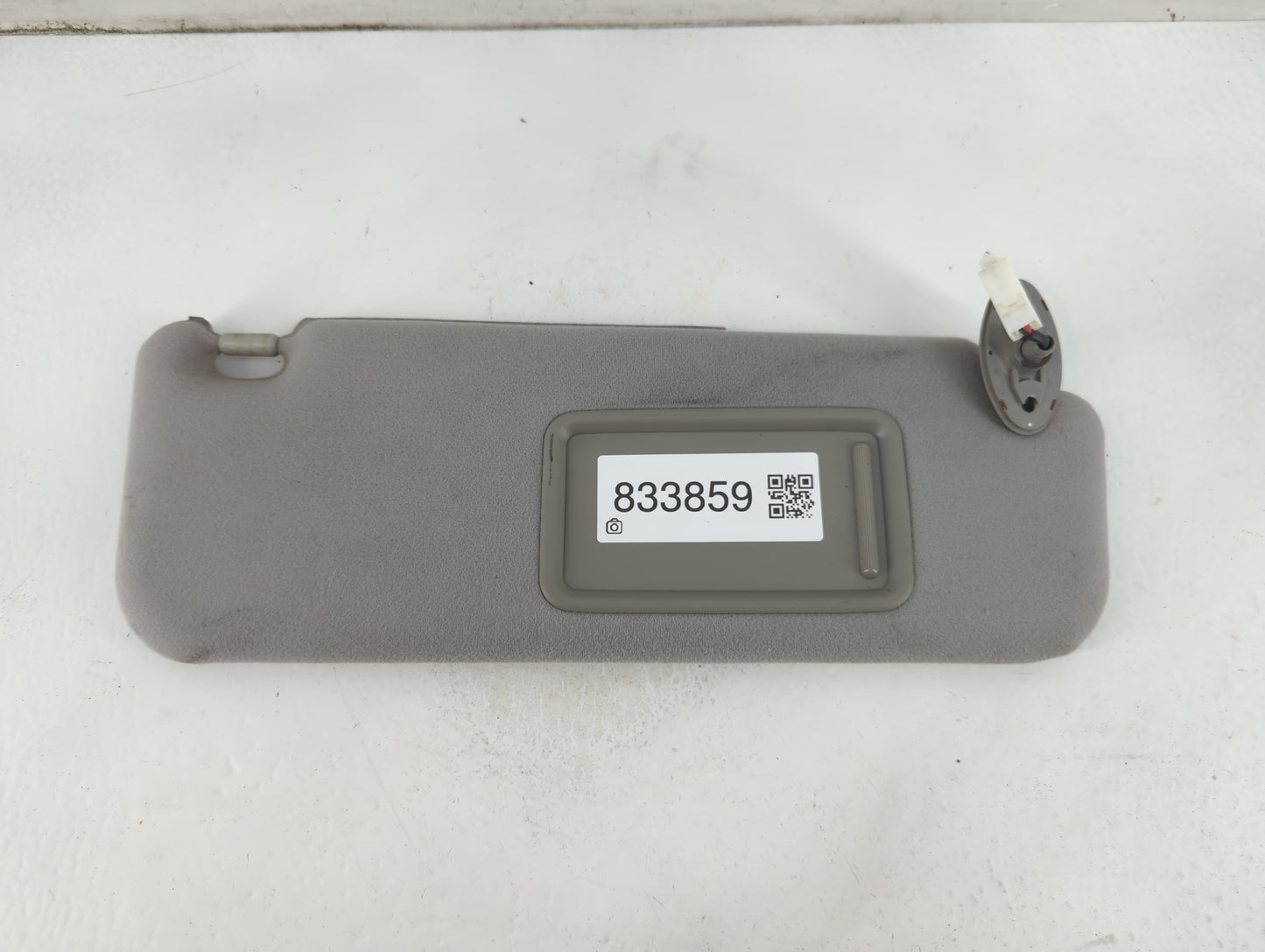 2006-2009 Toyota Prius Sun Visor Shade Replacement Passenger Right Mirror Fits Fits 2006 2007 2008 2009 OEM Used Auto Parts 