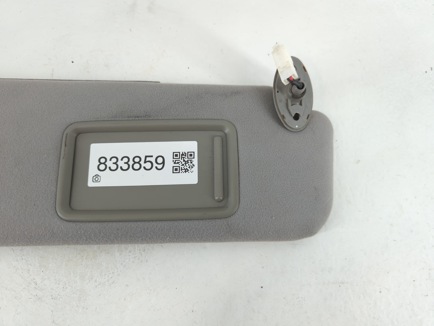 2006-2009 Toyota Prius Sun Visor Shade Replacement Passenger Right Mirror Fits Fits 2006 2007 2008 2009 OEM Used Auto Parts 