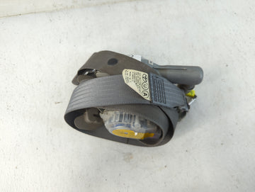 2006-2009 Toyota Prius Passenger Front Seatbelt Buckle 833888