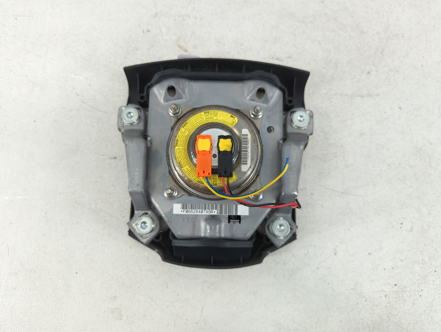 2006-2009 Toyota Prius Air Bag Driver Left Steering Wheel Mounted Fits Fits 2006 2007 2008 2009 OEM Used Auto Parts - Oemuse