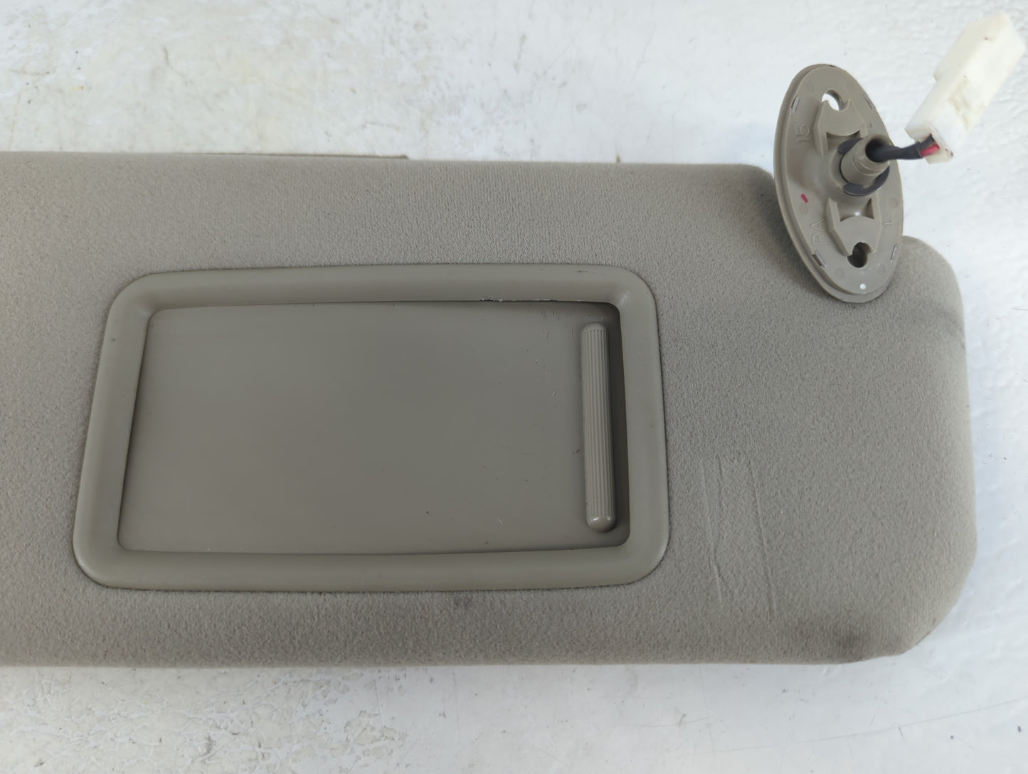 2006-2009 Toyota Prius Sun Visor Shade Replacement Passenger Right Mirror Fits Fits 2006 2007 2008 2009 OEM Used Auto Parts 