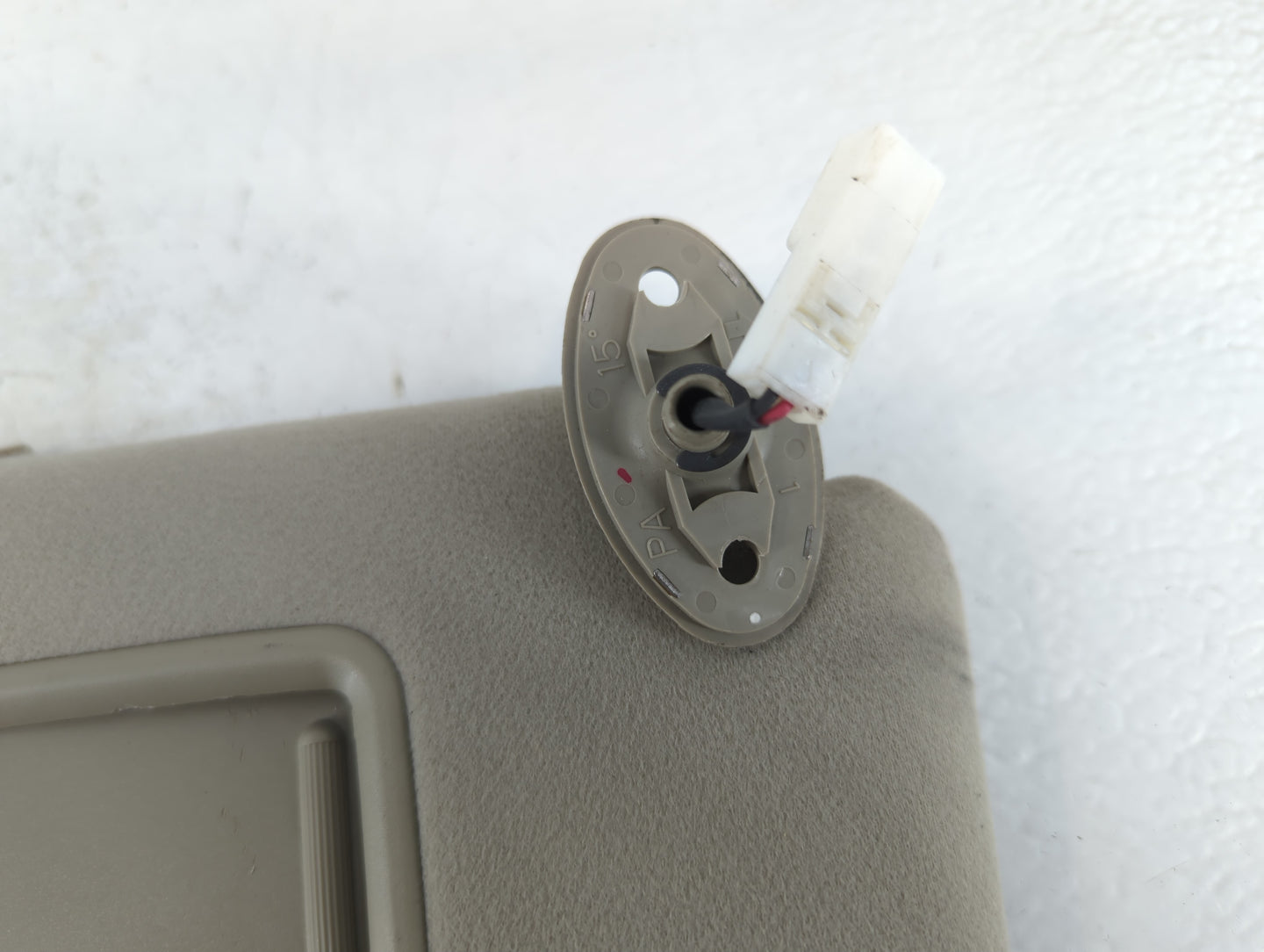 2006-2009 Toyota Prius Sun Visor Shade Replacement Passenger Right Mirror Fits Fits 2006 2007 2008 2009 OEM Used Auto Parts 