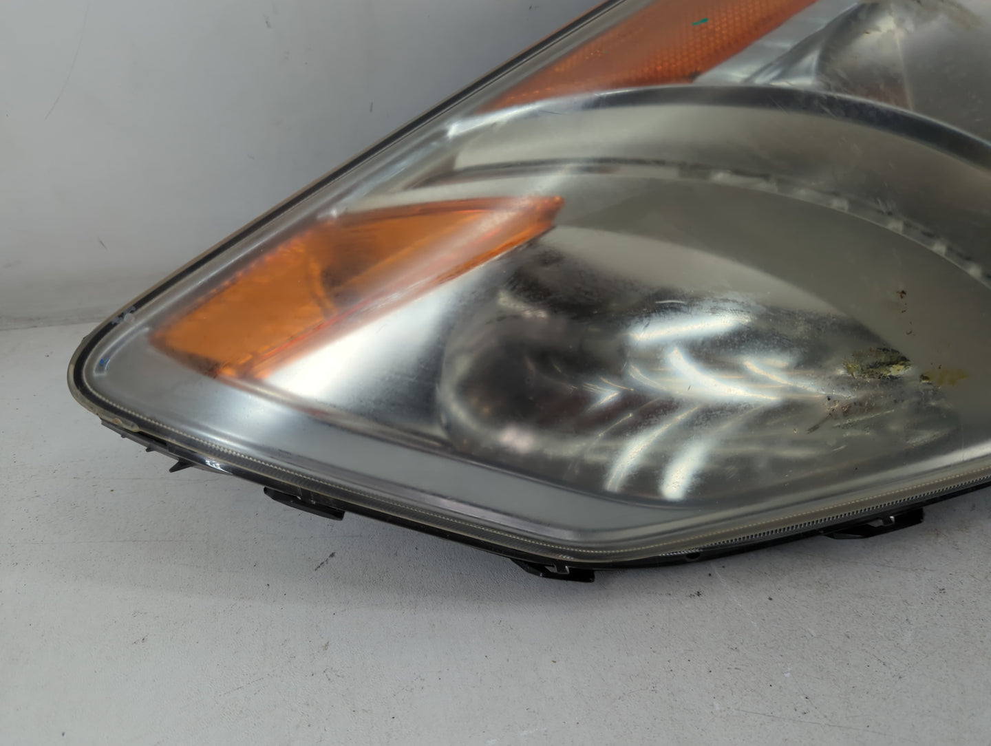 2005-2009 Toyota Prius Driver Left Oem Head Light Headlight Lamp - Oemusedautoparts1.com