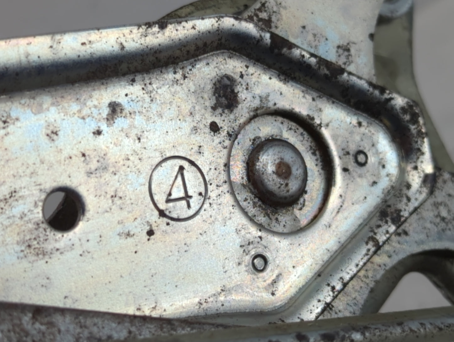 2004-2015 Toyota Prius Driver Left Front Window Regulator 843326 - Oemusedautoparts1.com