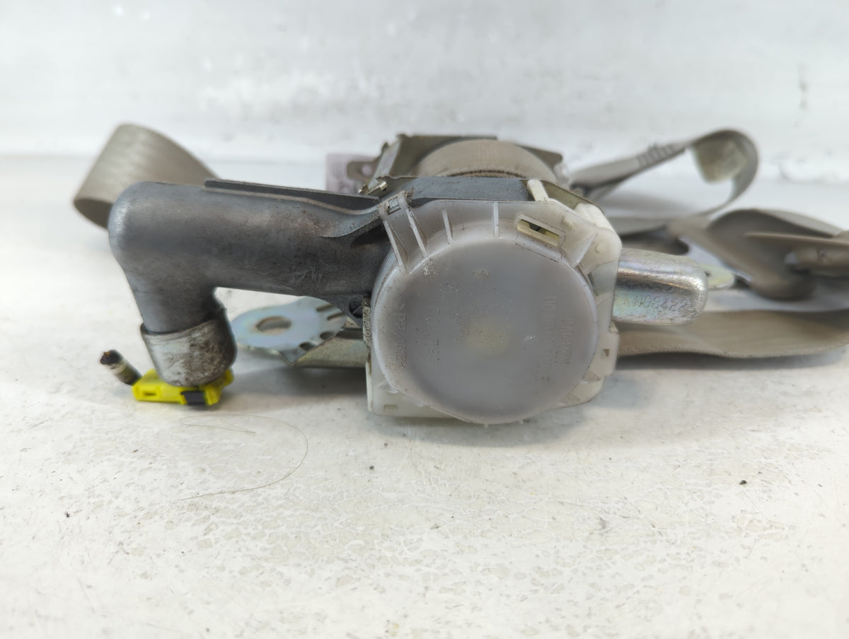 2006-2009 Toyota Prius Passenger Front Seatbelt Buckle 843337 - Oemusedautoparts1.com