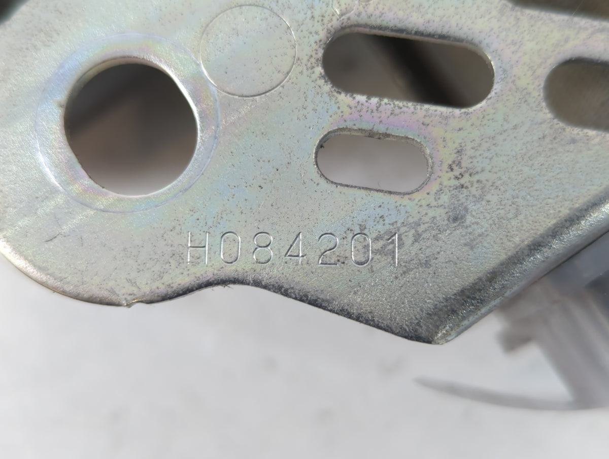 2006-2009 Toyota Prius Passenger Front Seatbelt Buckle 843337 - Oemusedautoparts1.com