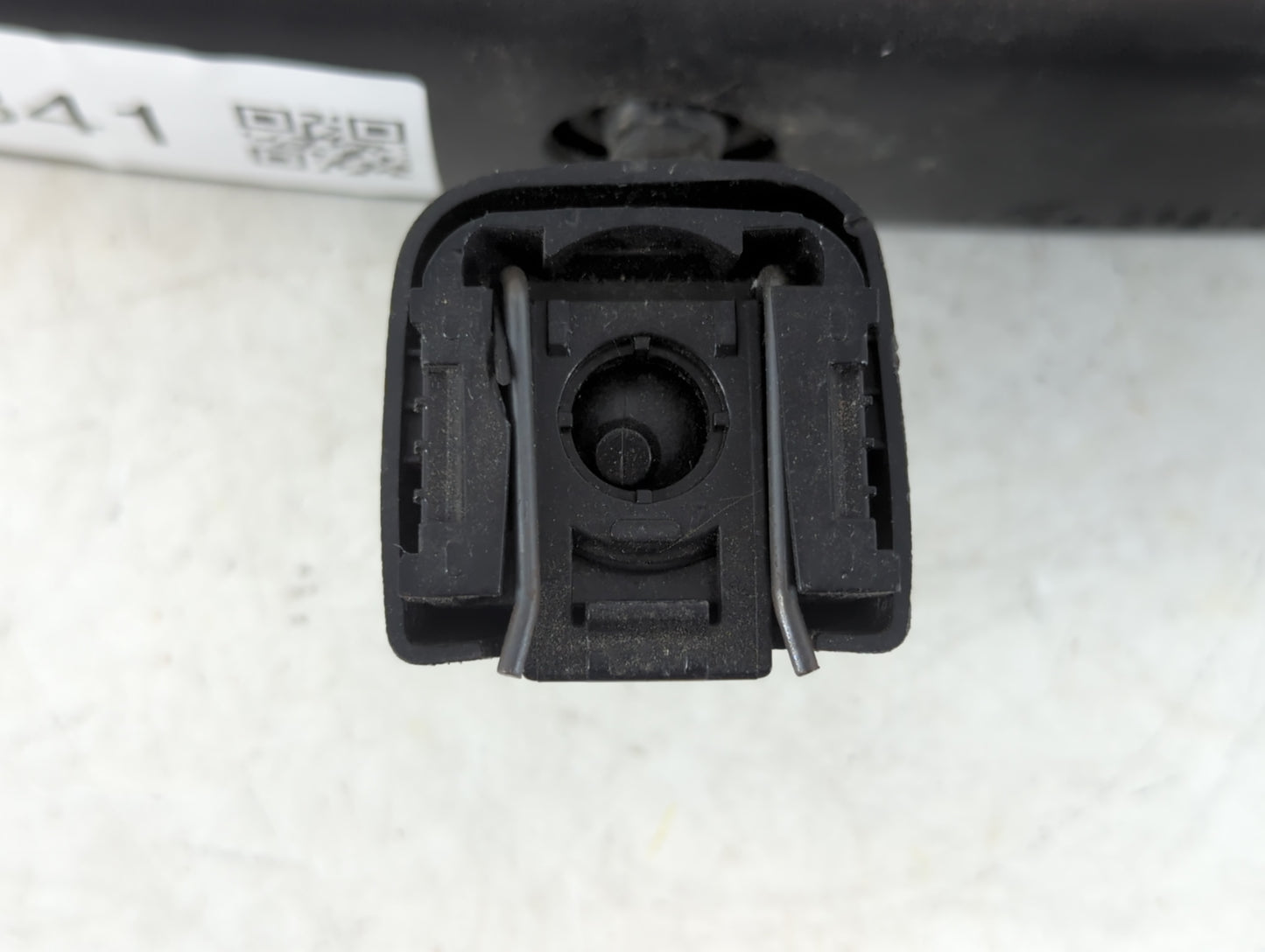 2007 Toyota Prius Interior Rear View Mirror Replacement OEM P/N:E4012197 E4022197 Fits OEM Used Auto Parts - Oemusedautopart